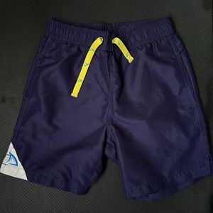 Dry fins swim trunks kids youth small. Tags removed. Used good condition.